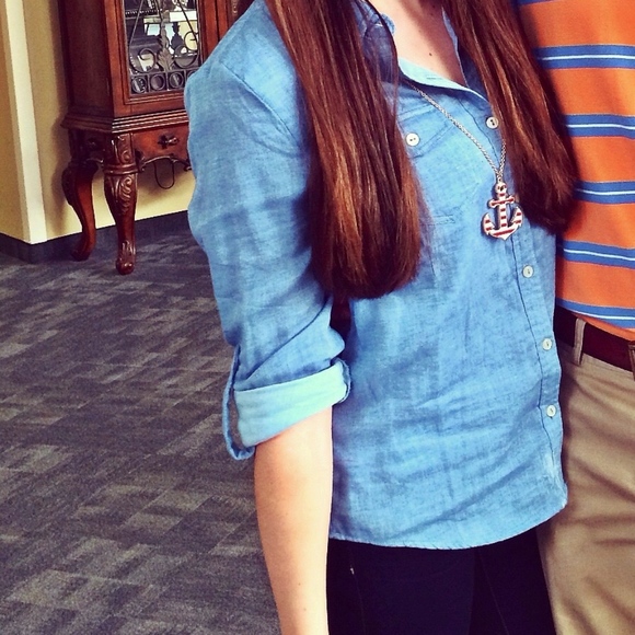 Forever 21 Tops - Forever 21 Denim Style Button Down Shirt